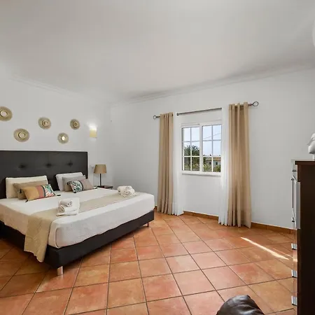 Laura By Algarve Holidays Βίλα