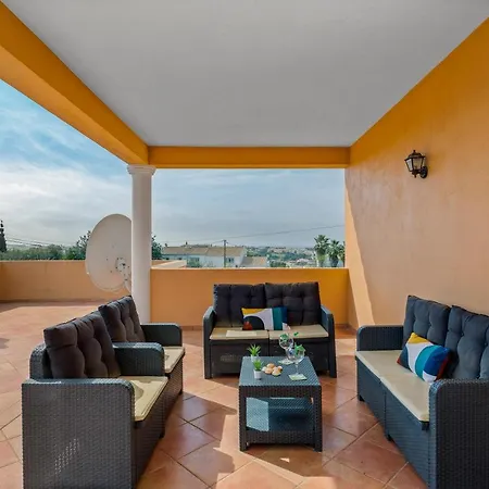 Βίλα Laura By Algarve Holidays Αλμπουφέιρα