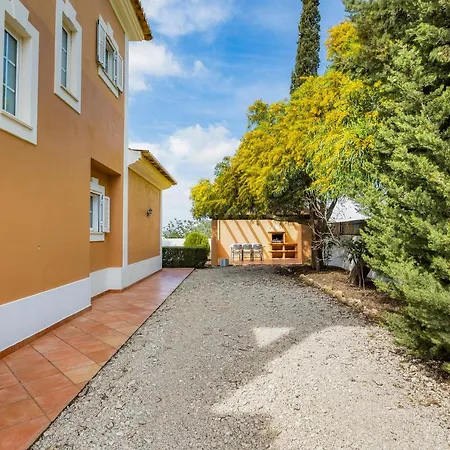 Laura By Algarve Holidays Αλμπουφέιρα