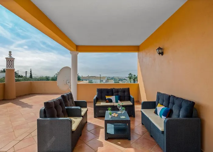 Вілла Laura By Algarve Holidays Албуфейра